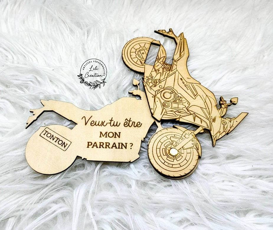 Moto en Bois Personnalisée pour Demande