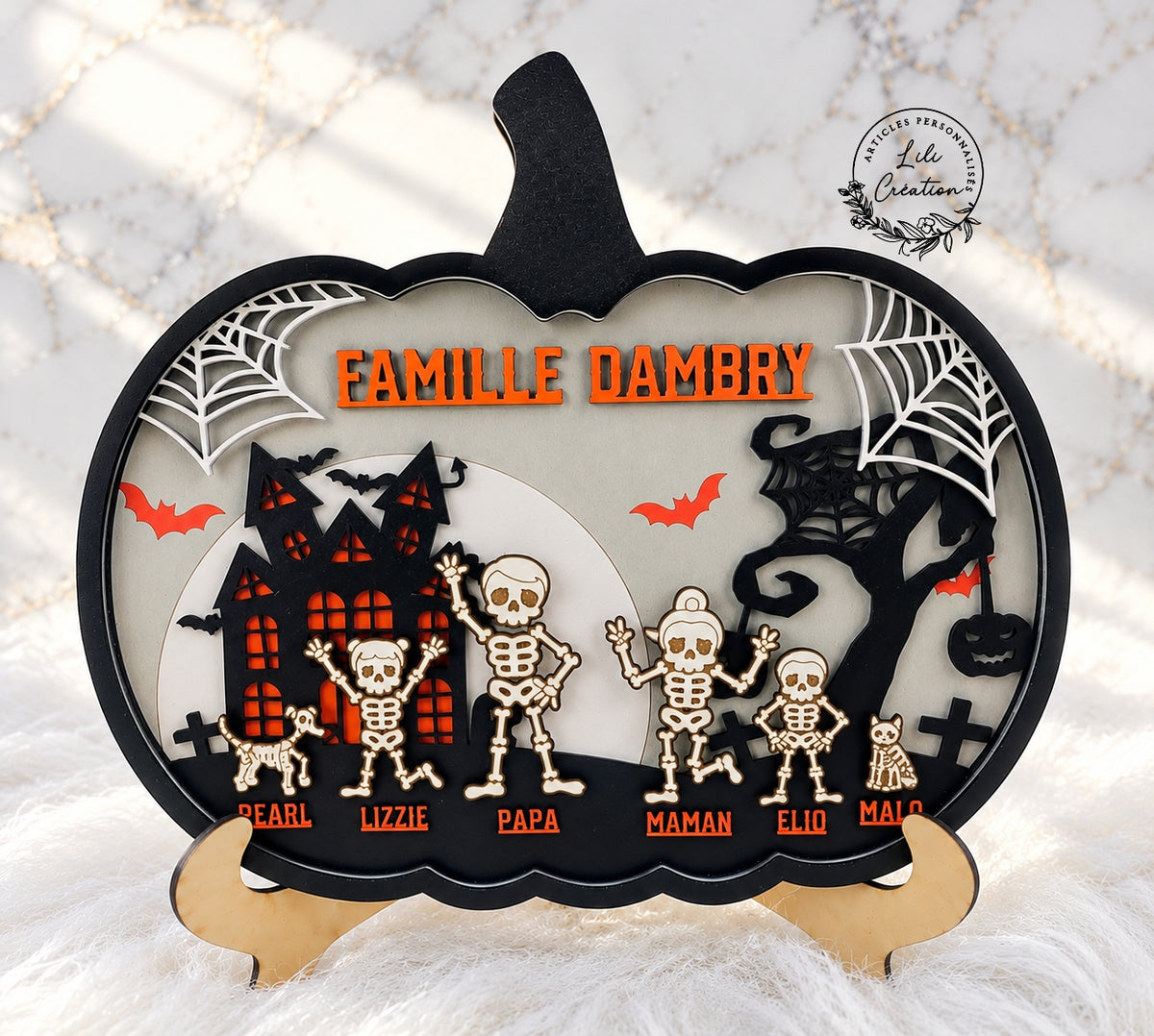 La citrouille sculptée - Famille de squelettes personnalisée