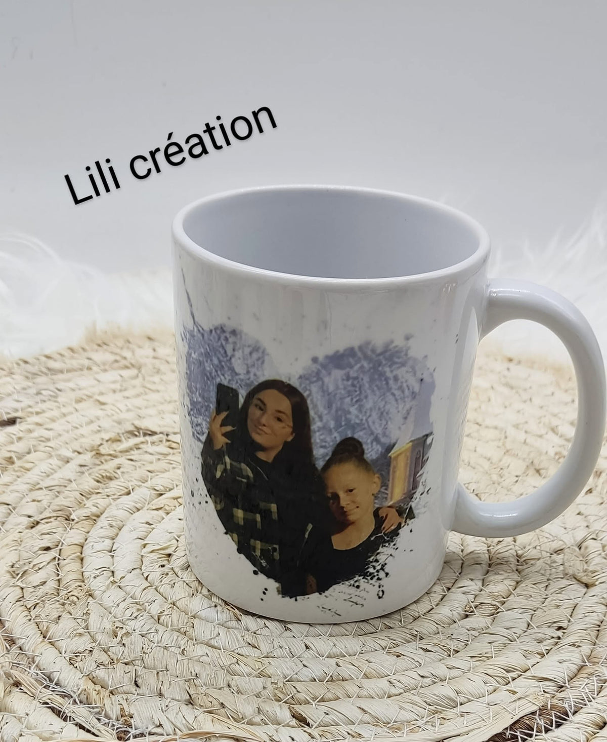 Mug contour cœur en aquarelle