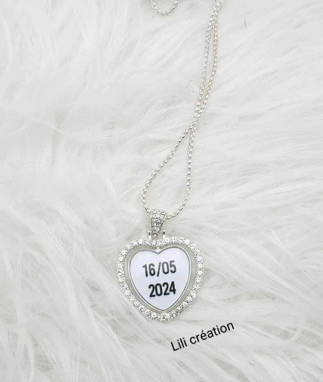 Collier personnalisé cœur diamants