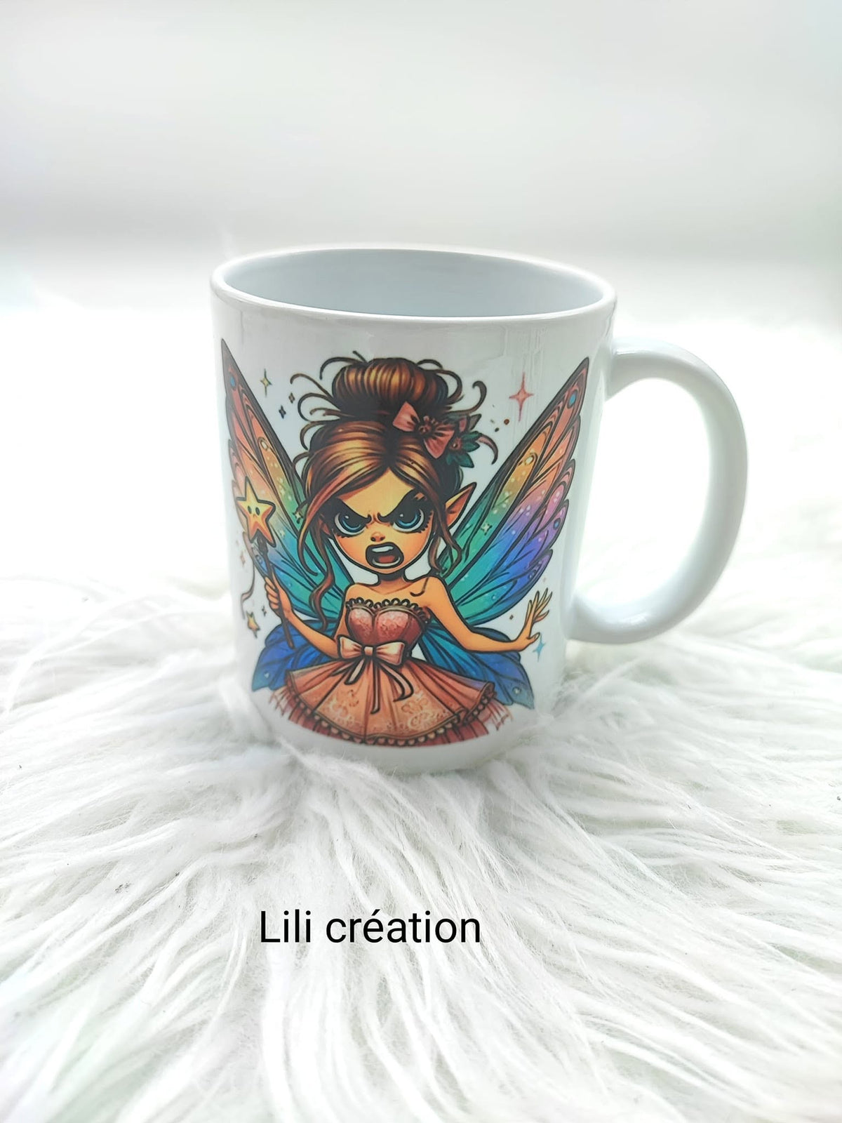 Mug "Je suis une fée, la fée pas chier"