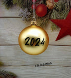 Boules de Noël personnalisation avec autocollants
