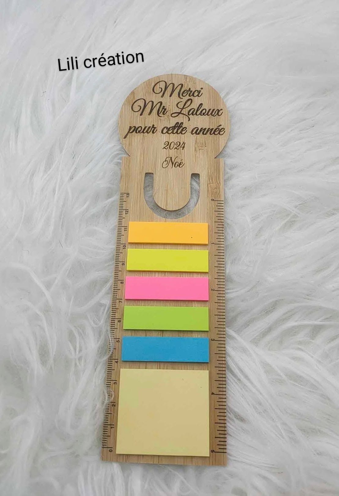 Marque-page personnalisé 3 en 1 en bois | Cadeau Maîtresse, Maître, AESH, ATSEM, Directeur ...