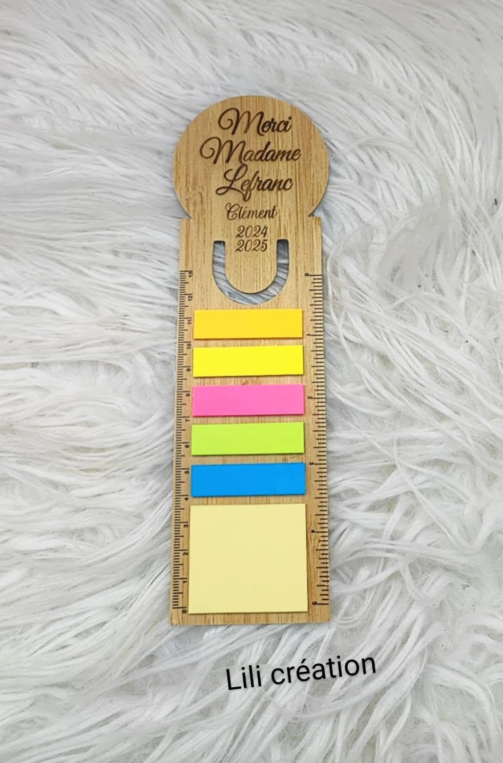 Marque-page personnalisé 3 en 1 en bois | Cadeau Maîtresse, Maître, AESH, ATSEM, Directeur ...