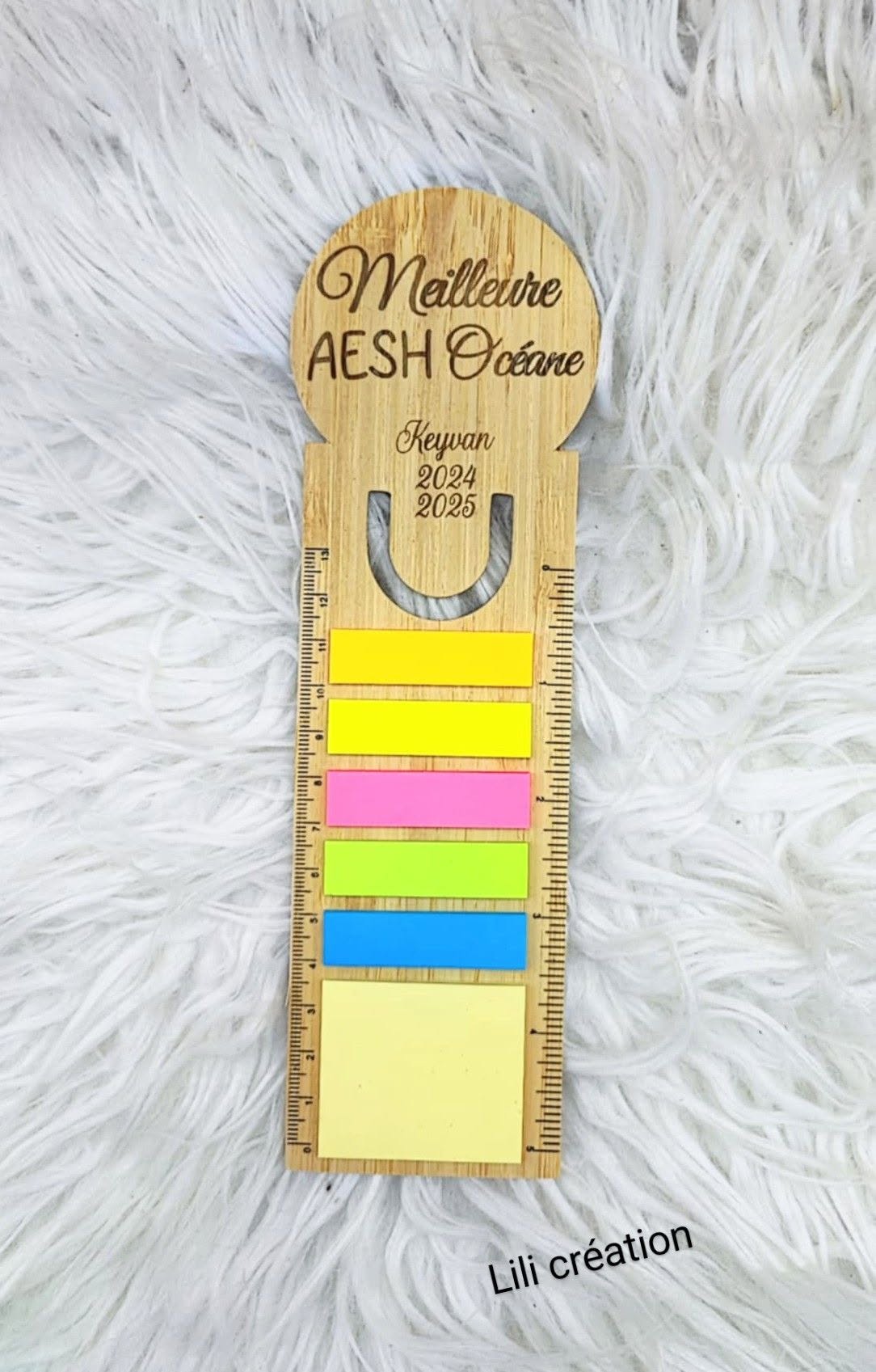 Marque-page personnalisé 3 en 1 en bois | Cadeau Maîtresse, Maître, AESH, ATSEM, Directeur ...