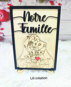 Cadre en bois "Notre famille meute de lions " personnalisable