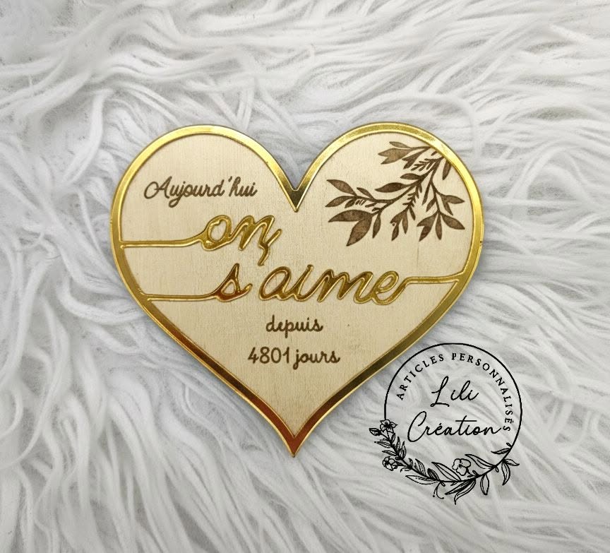 Magnet Cœur "Compteur d'Amour" – Bois & Acrylique Doré Personnalisé