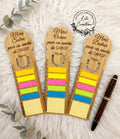 Marque-page personnalisé 3 en 1 en bois | Cadeau Maîtresse, Maître, AESH, ATSEM, Directeur ...