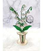 Muguet 3D en bois peint – Un bouquet de bonheur dans un vase en bois