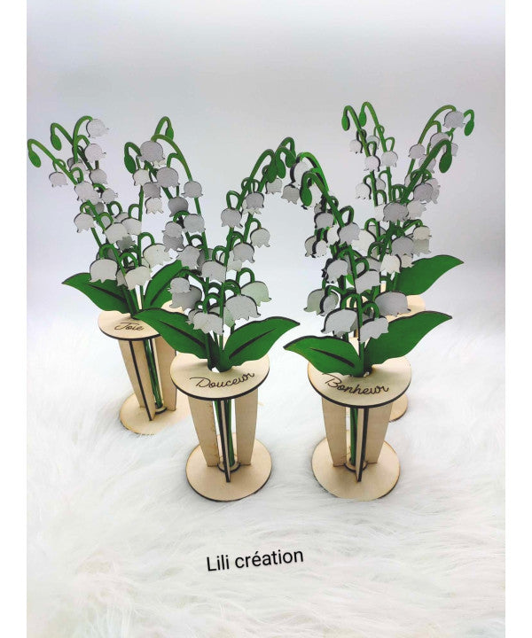 Muguet 3D en bois peint – Un bouquet de bonheur dans un vase en bois