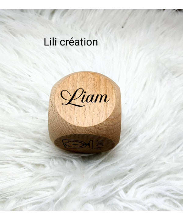 Cube de naissance personnalisé 8 cm