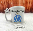 Mug personnalisé à anse ballon – Pour les passionnés de foot !