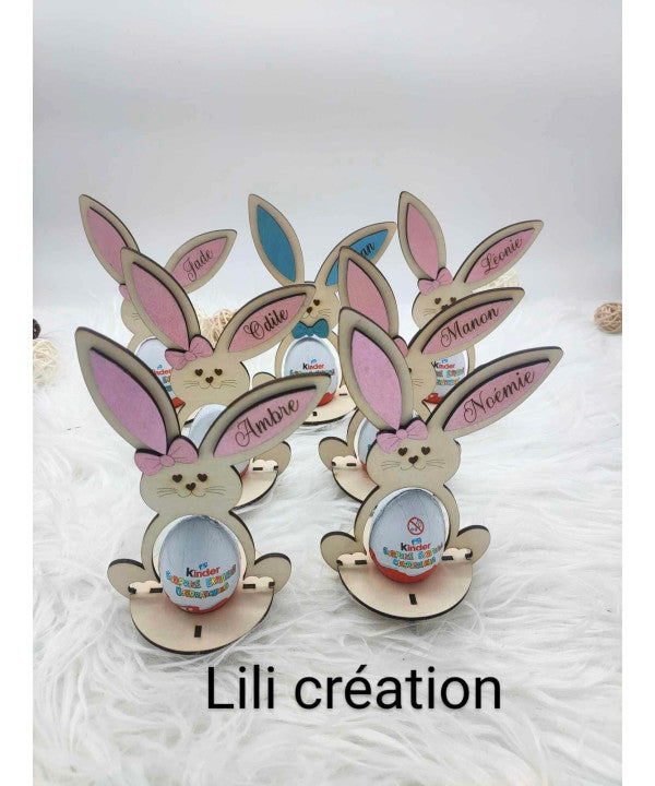 Lapin de Pâques en bois – Porte œuf Kinder personnalisé