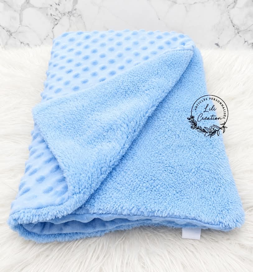 Couverture Minky Personnalisée – Le cadeau parfait pour bébé