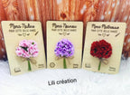 Bouquet sur planche en bois avec support