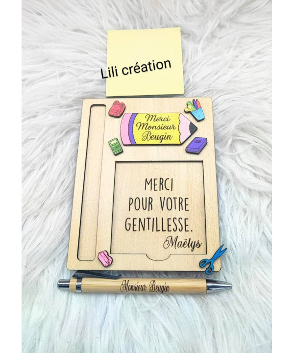 Porte bloc note personnalisé avec son stylo - Modèle crayon et affaires d'école